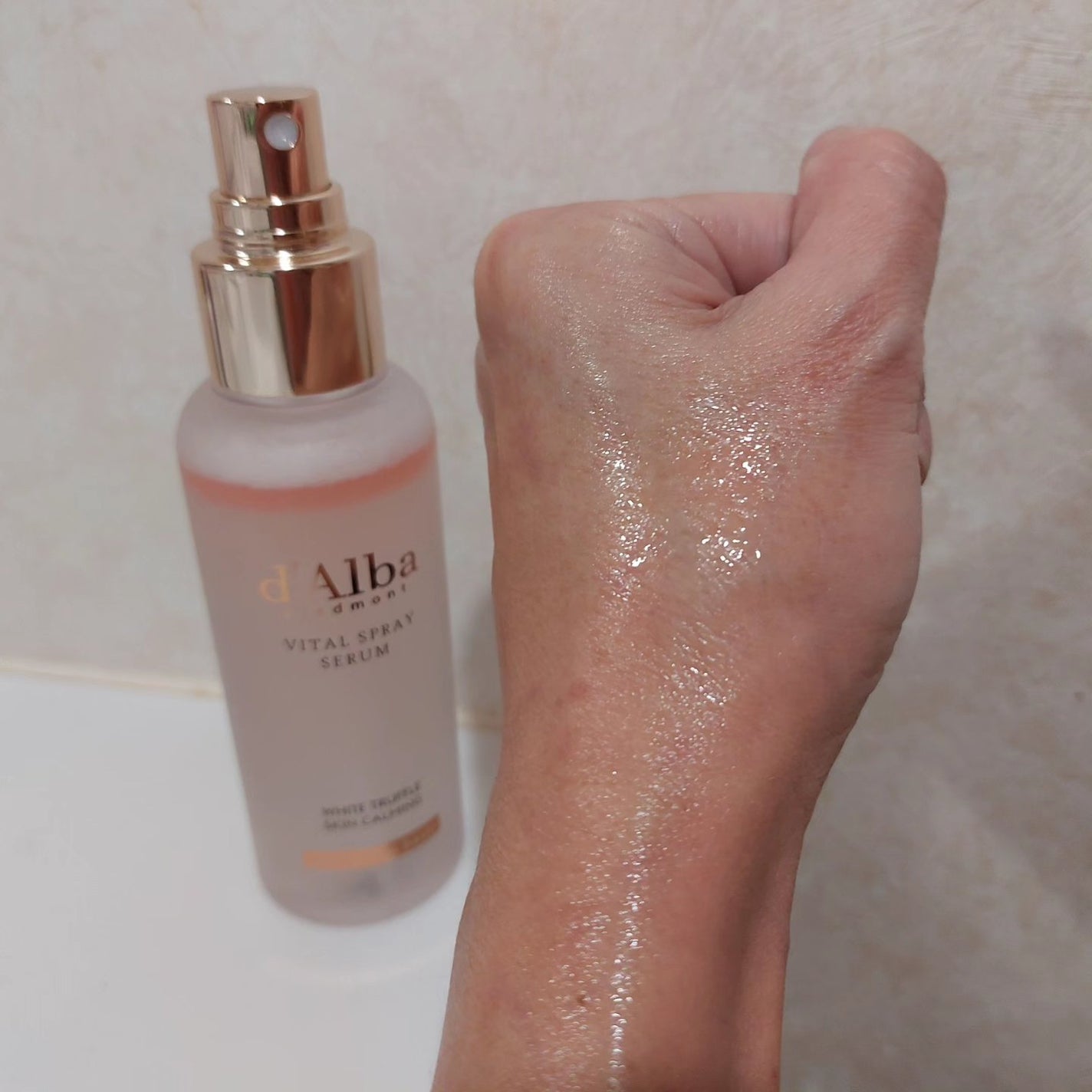 ダルバ ホワイトトリュフバイタルスプレーセラム/ダルバ/ミスト状化粧水を使ったクチコミ(3枚目)