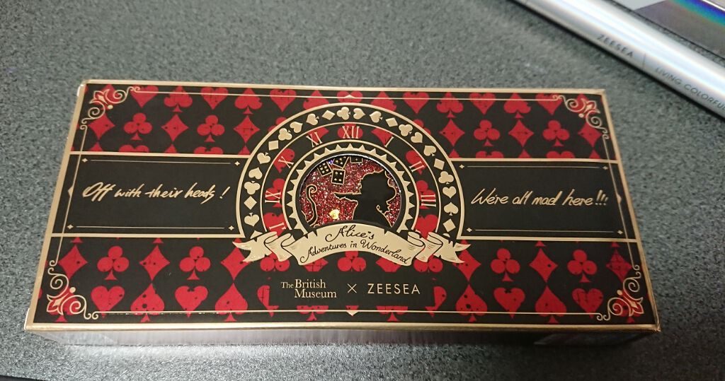 アリスドリームランドシリーズ 12色アイシャドウパレット(ZEESEA×大英博物館)/ZEESEA/アイシャドウパレットを使ったクチコミ(1枚目)