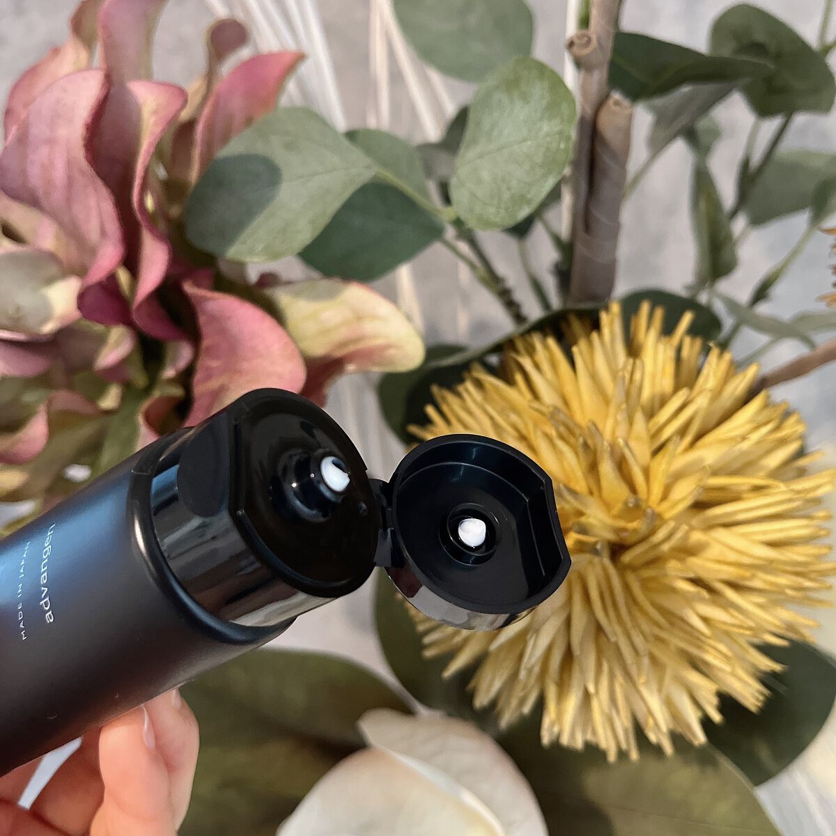 LEXILIS ブラック フレグランス スタイリング ヘアエッセンスのクチコミ「、
レキシリス♡
フレグランススタイリングヘアエッセンス


＼3つの役割を1つで／
担う香り.....」（3枚目）