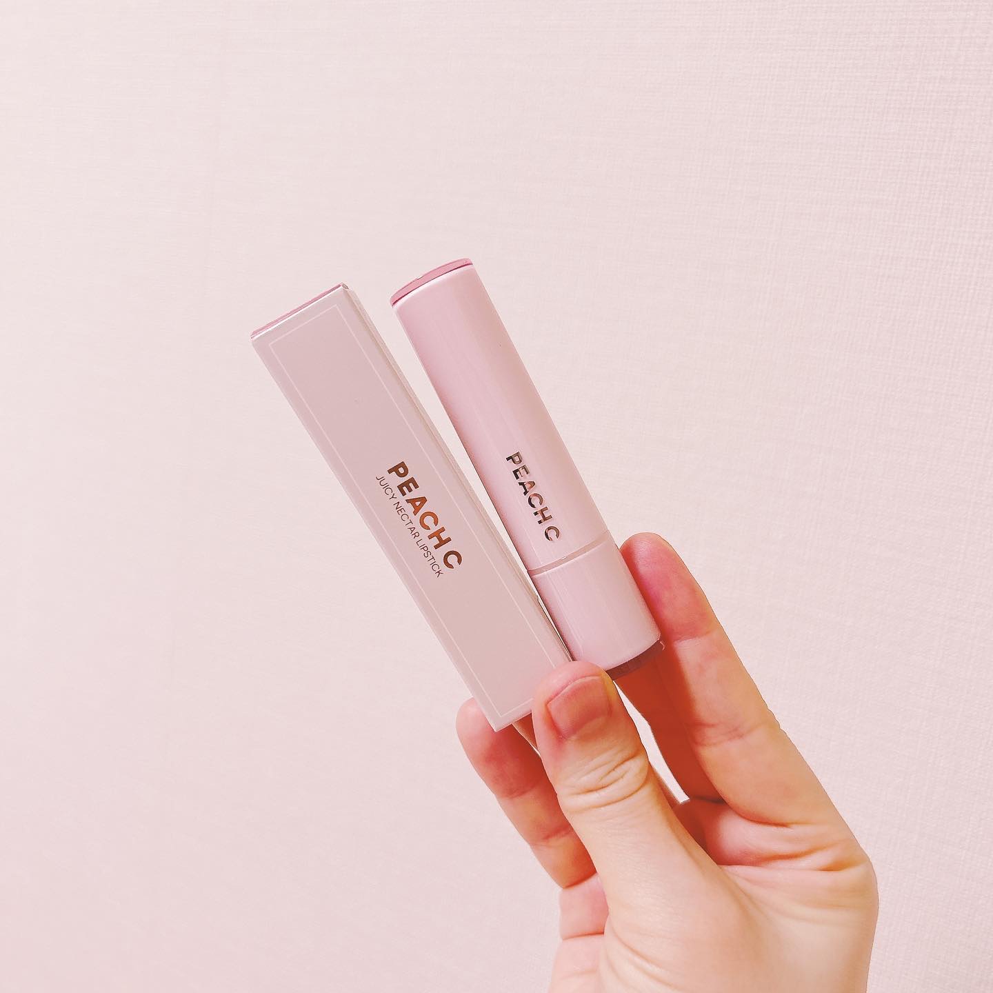 ジューシーネクターリップスティック 06 レディーグレープ/Peach C/口紅を使ったクチコミ（1枚目）