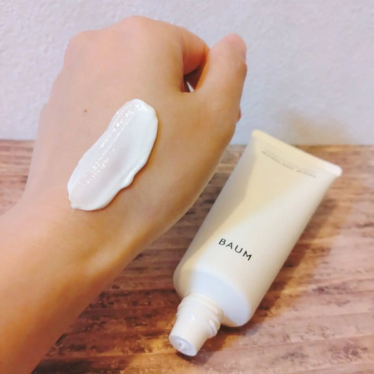 バウム アロマティック ハンドクリーム n　ウッドランド ウインズ 75g(本体) 【旧】/BAUM/ハンドクリームを使ったクチコミ（3枚目）