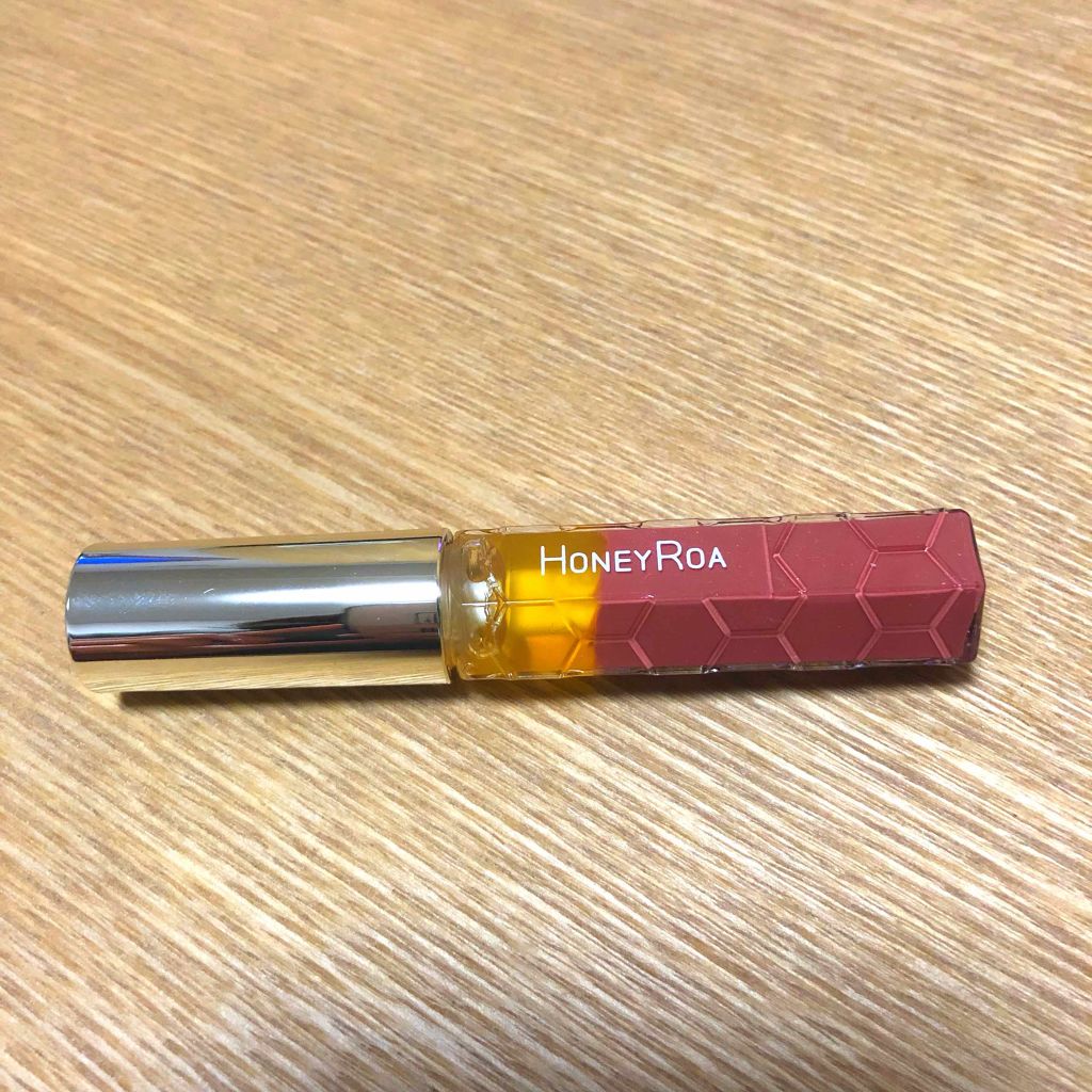 ハニーラスター r/ROAlív/リップグロスを使ったクチコミ(1枚目)