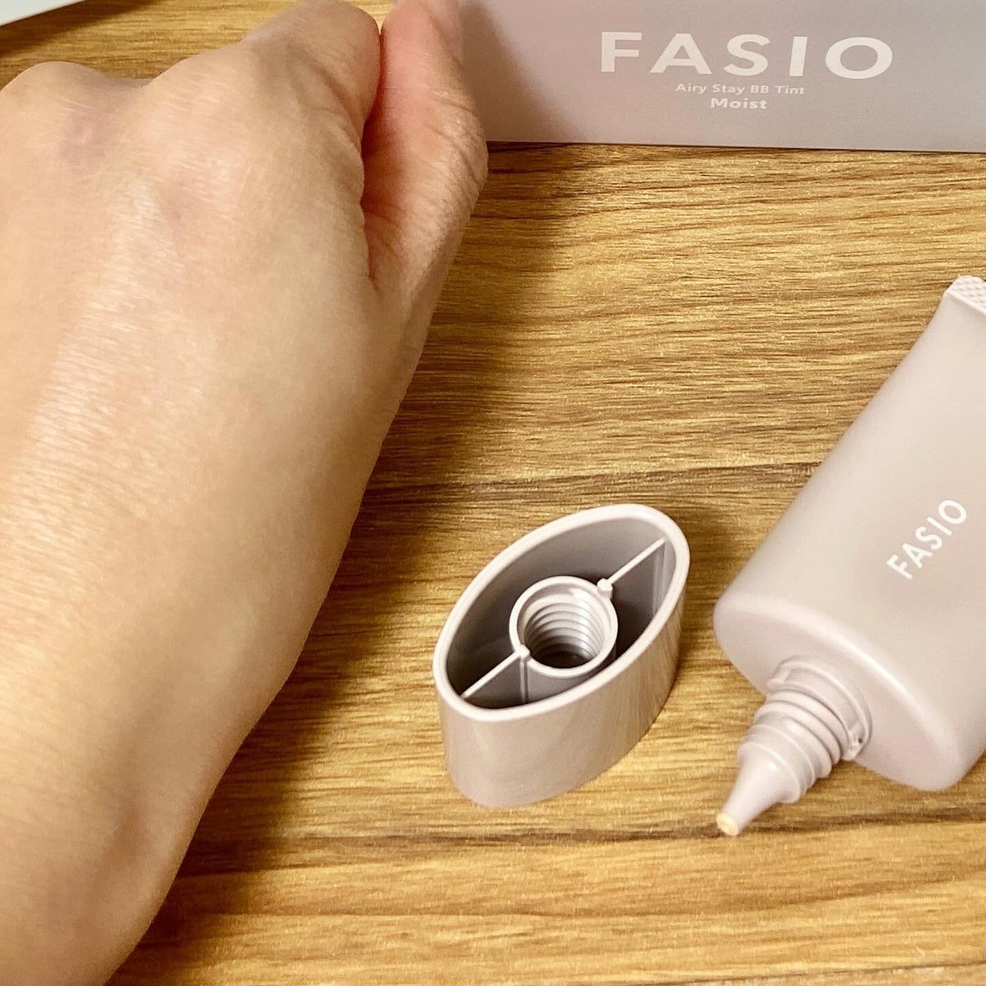 エアリーステイ BB ティント モイスト/FASIO/BBクリームを使ったクチコミ(4枚目)