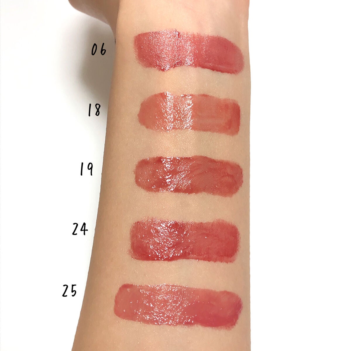 ジューシーラスティングティント/rom&nd/リップティントを使ったクチコミ(4枚目)