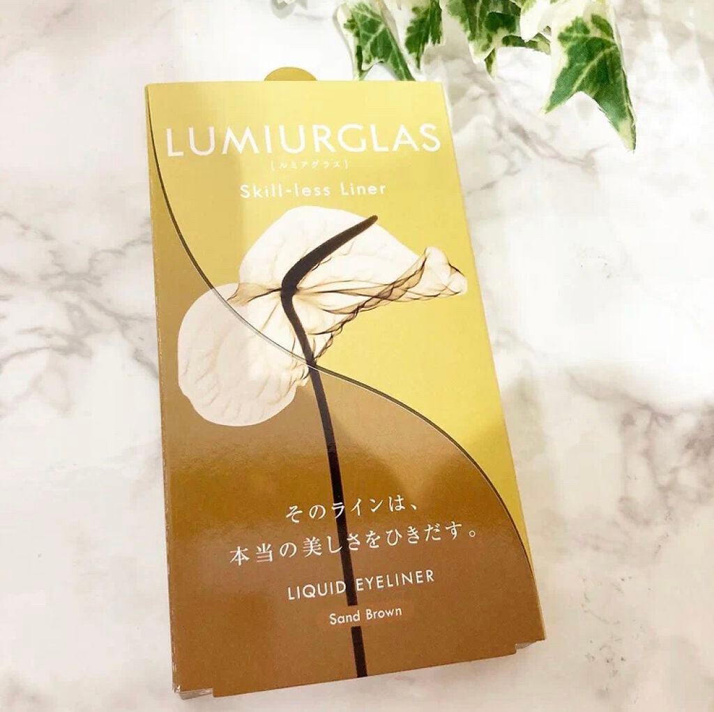 スキルレスライナー/LUMIURGLAS/リキッドアイライナーを使ったクチコミ(2枚目)