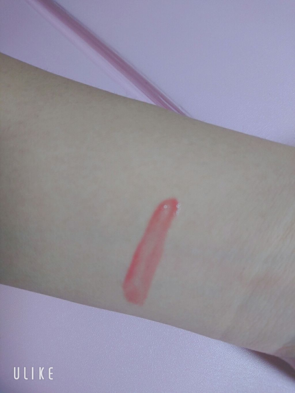 フォーエヴァージューシー オイルルージュ/JILL STUART/口紅を使ったクチコミ(4枚目)