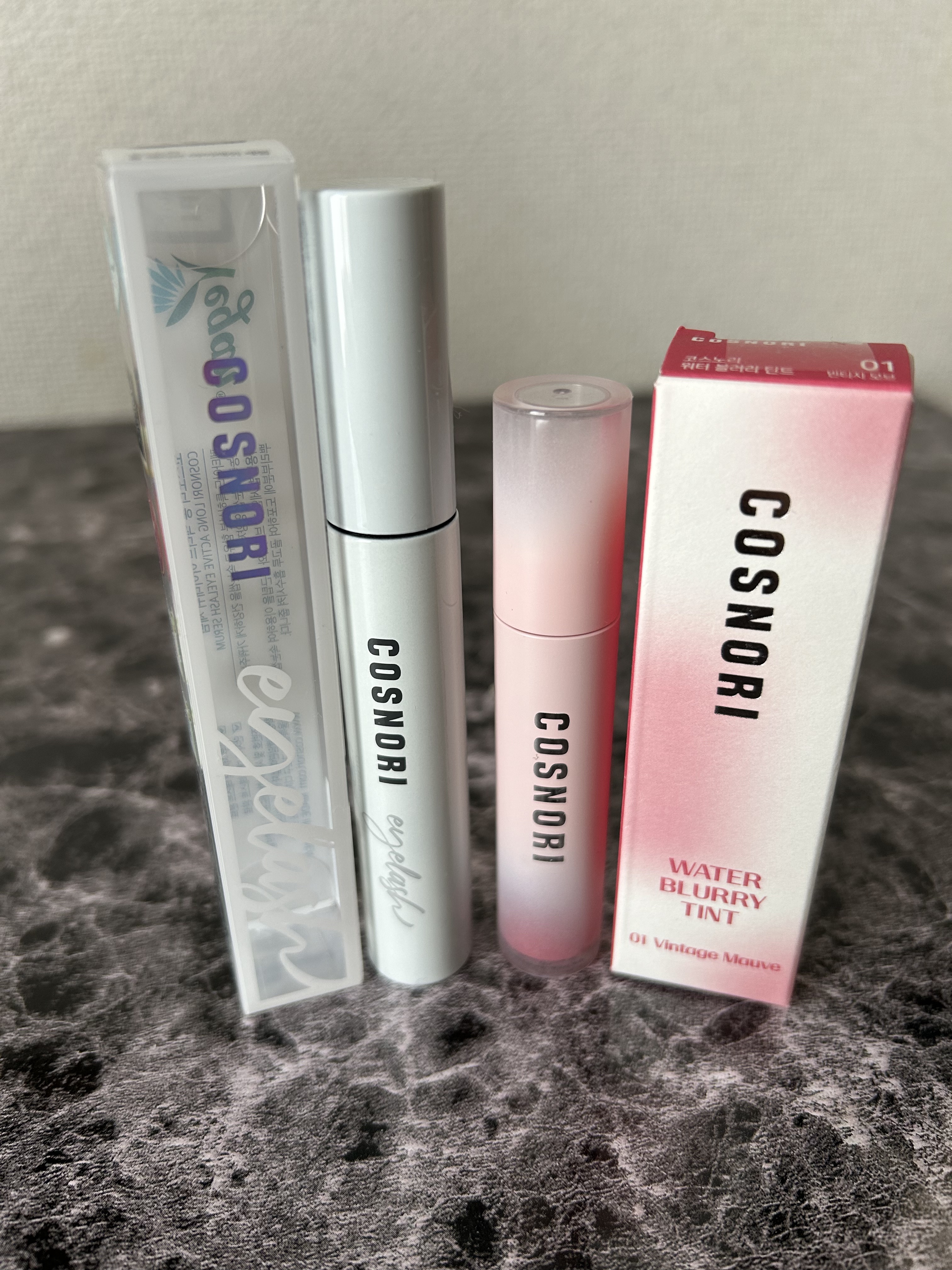 コスノリ ウォーターブラーリーティント/COSNORI/リップティントを使ったクチコミ（1枚目）