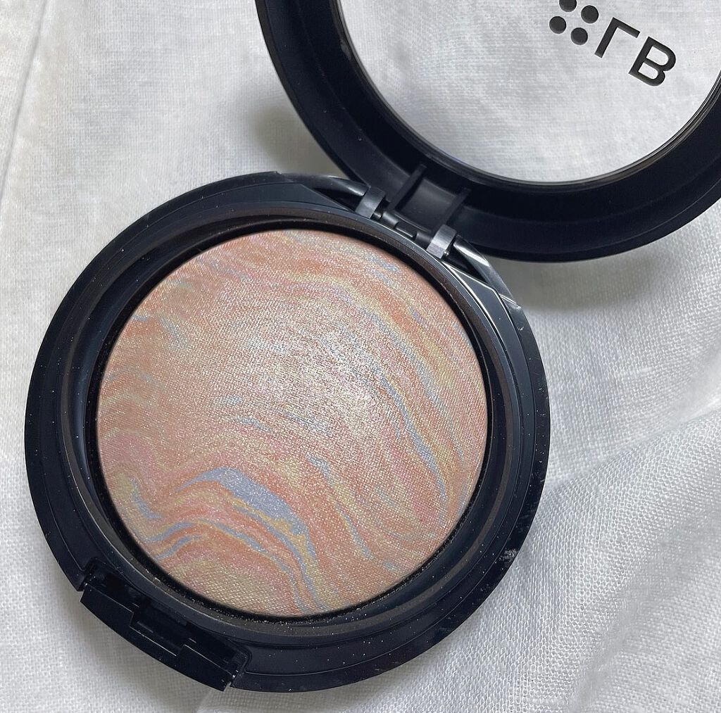 マーブルハイライター/LB/パウダーチークを使ったクチコミ（2枚目）