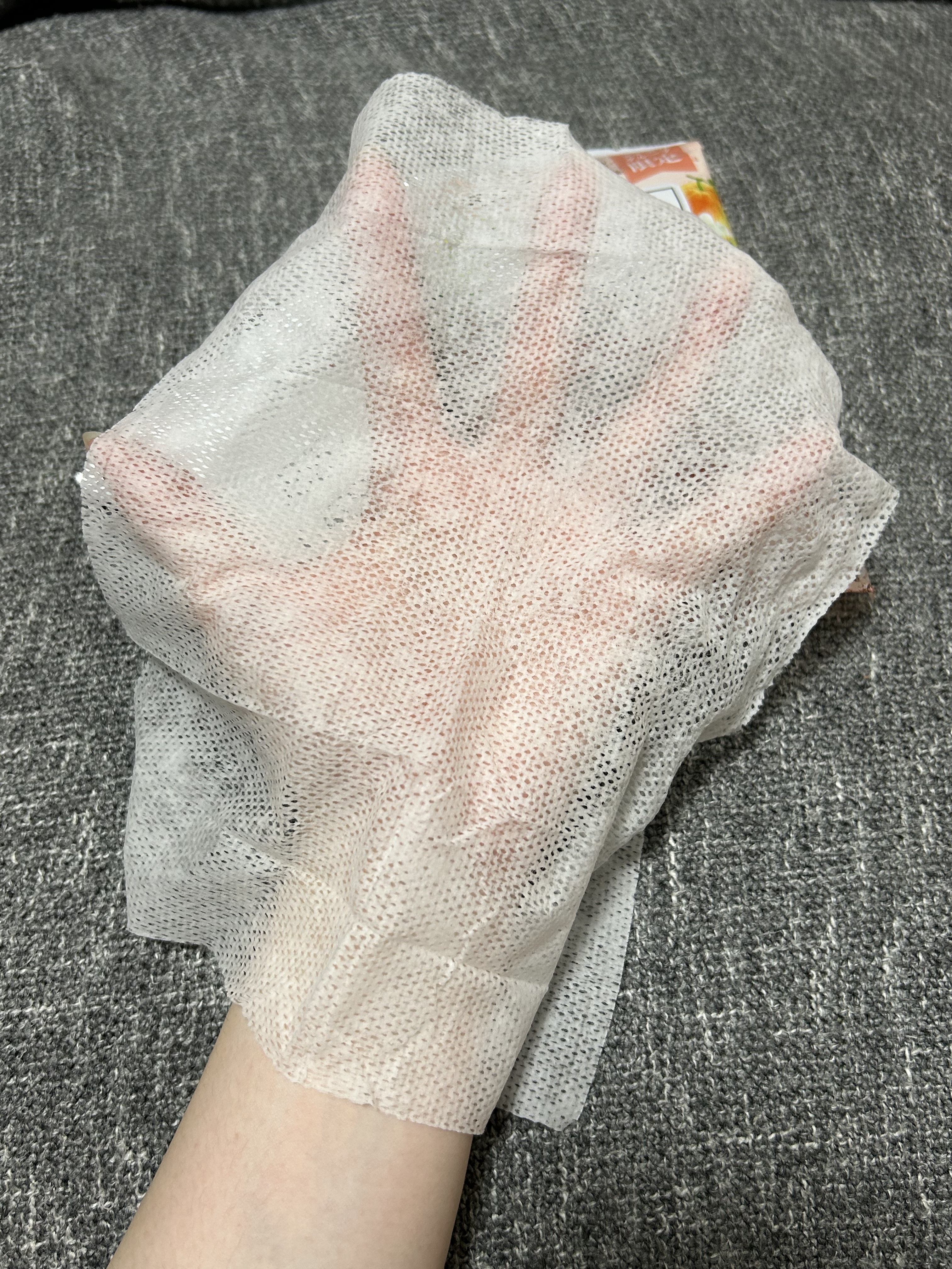 ギャツビー フェイシャルペーパーのクチコミ「ギャツビー
フェイシャルペーパー
ネロリの香り

エタノール入っています。

メイクの上から使.....」（3枚目）