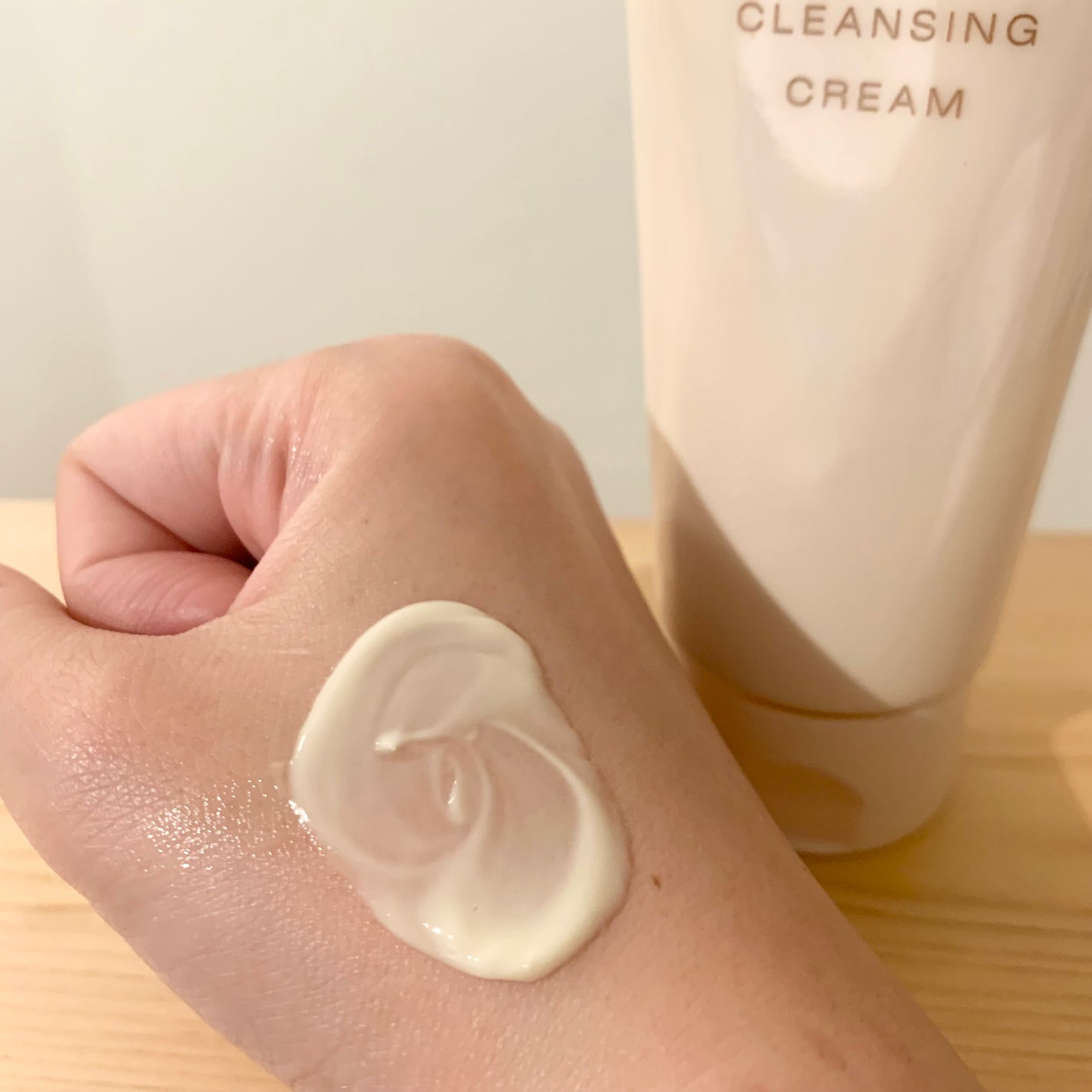 モイスト プレミアム クレンジングクリーム/IGNIS/クレンジングクリームを使ったクチコミ(2枚目)