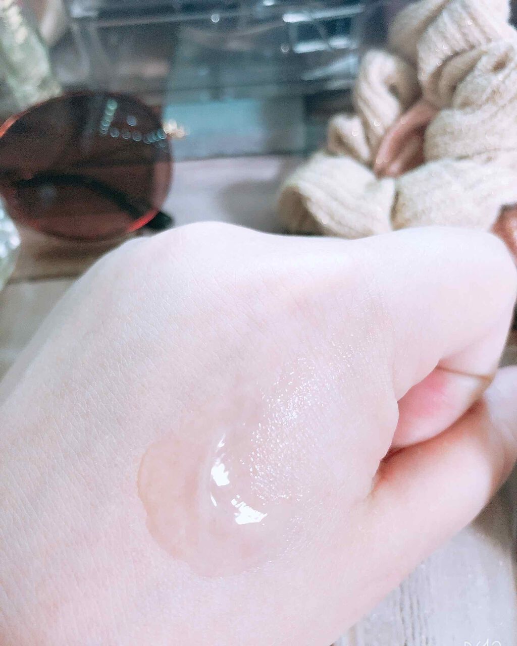 アカラン エッセンシャル ウォータージェルのクチコミ「『アカランエッセンシャル ウォータージェル』
何日間か、使用しましたが
伸びは良いのに(｡-_.....」（3枚目）