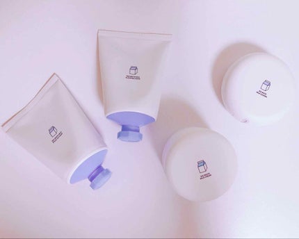 WHITE MILK CREAM/3CE/フェイスクリームを使ったクチコミ(2枚目)