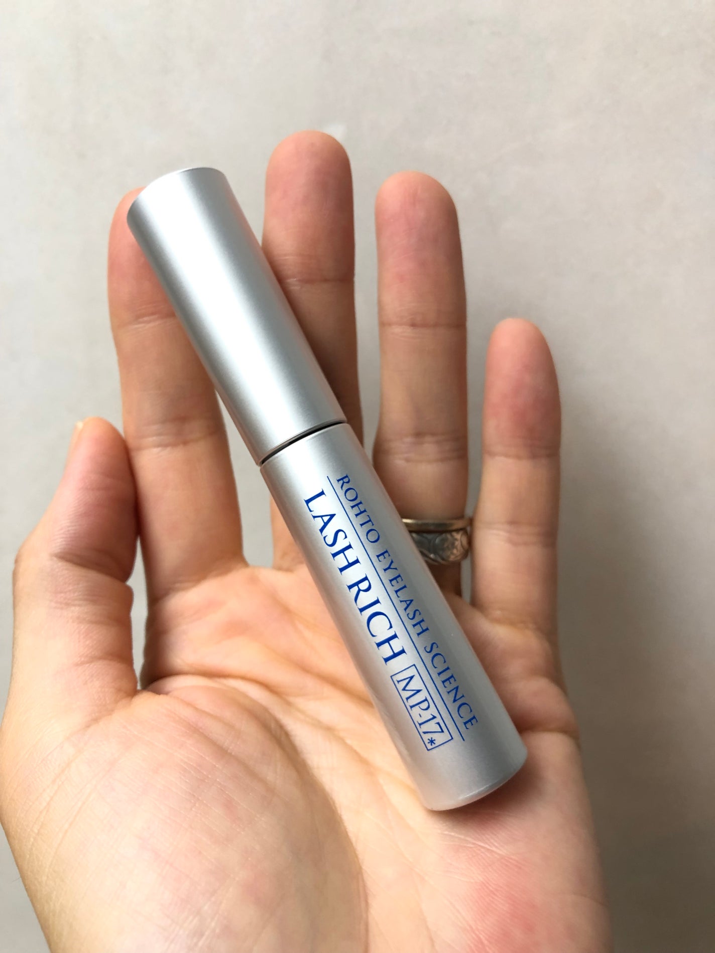 ラッシュリッチアイラッシュセラム/ロート製薬/まつげ美容液を使ったクチコミ(2枚目)