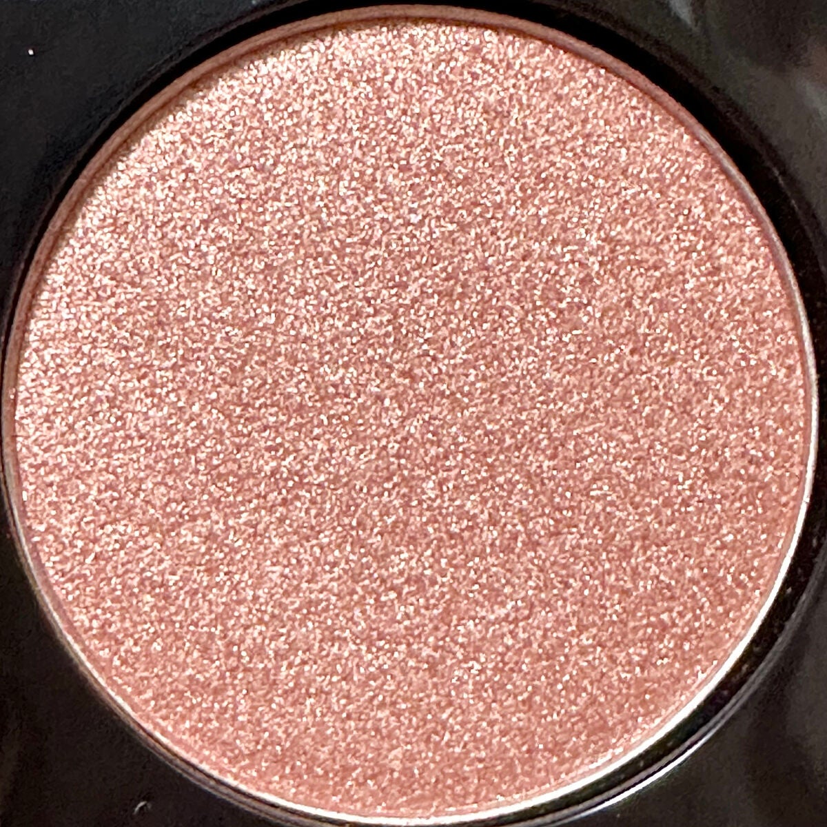 サテン クラッシュ/YVES SAINT LAURENT BEAUTE/単色アイシャドウを使ったクチコミ(2枚目)