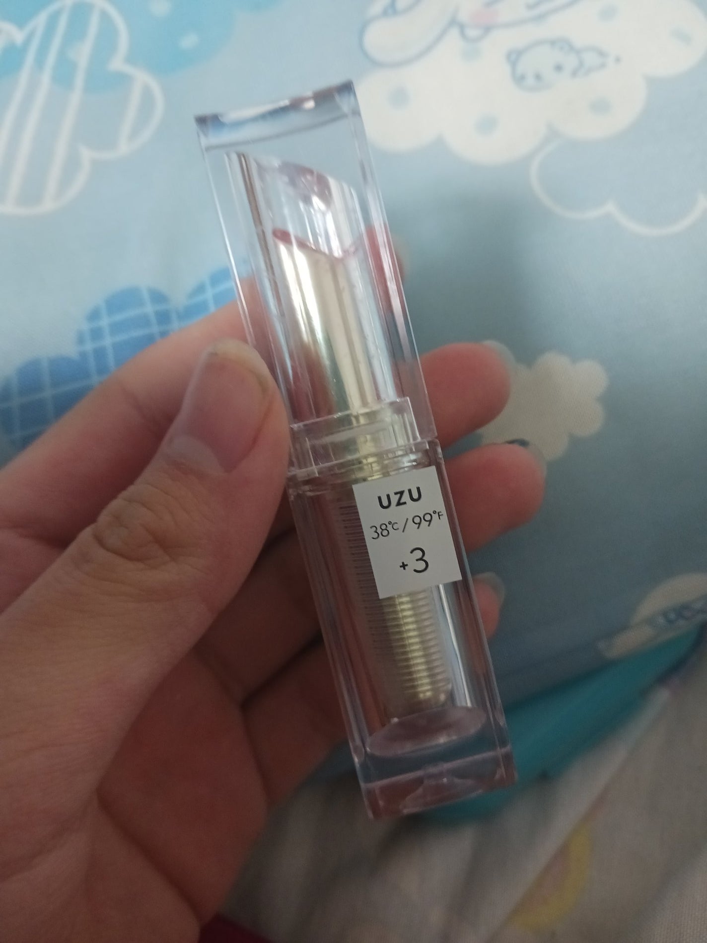 せるか on LIPS 「UZUのリップです!見た目可愛い!!スティックの方は、色持ちい..」(1枚目)