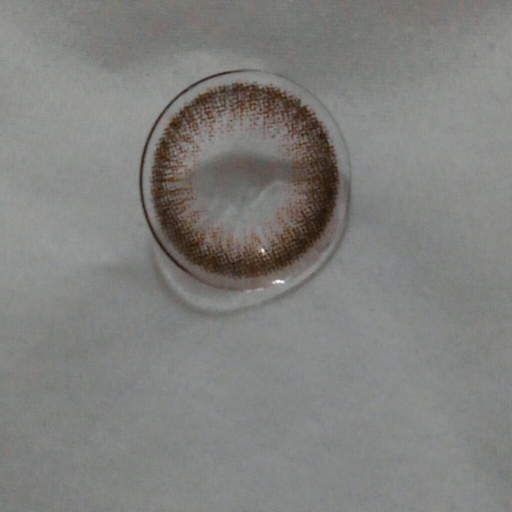 リッチアン ジェニー/レンズベリー/カラーコンタクトレンズを使ったクチコミ（2枚目）