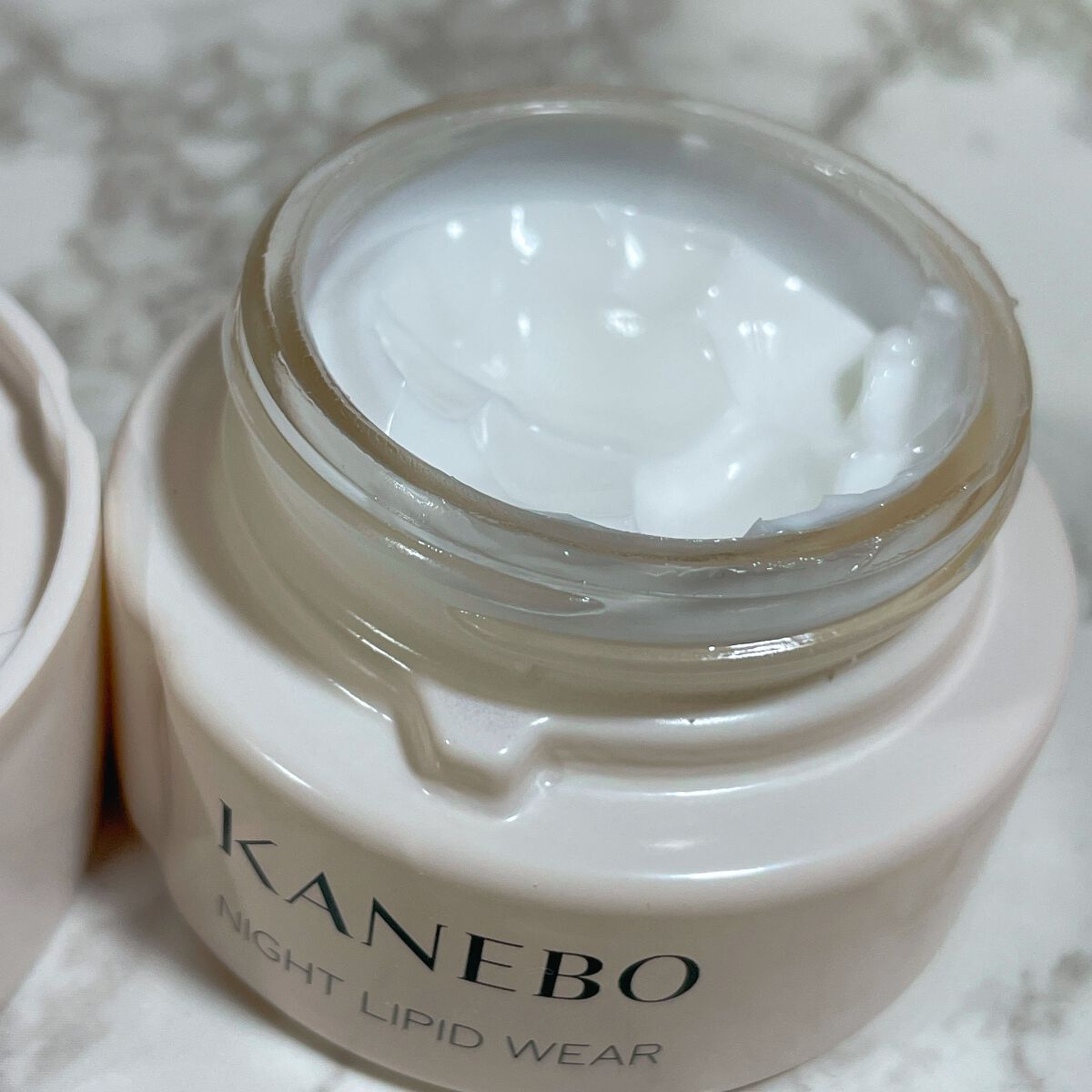 カネボウ フレッシュ デイ クリーム アマンダ シャドフォース リミテッド エディション/KANEBO/化粧下地を使ったクチコミ（2枚目）