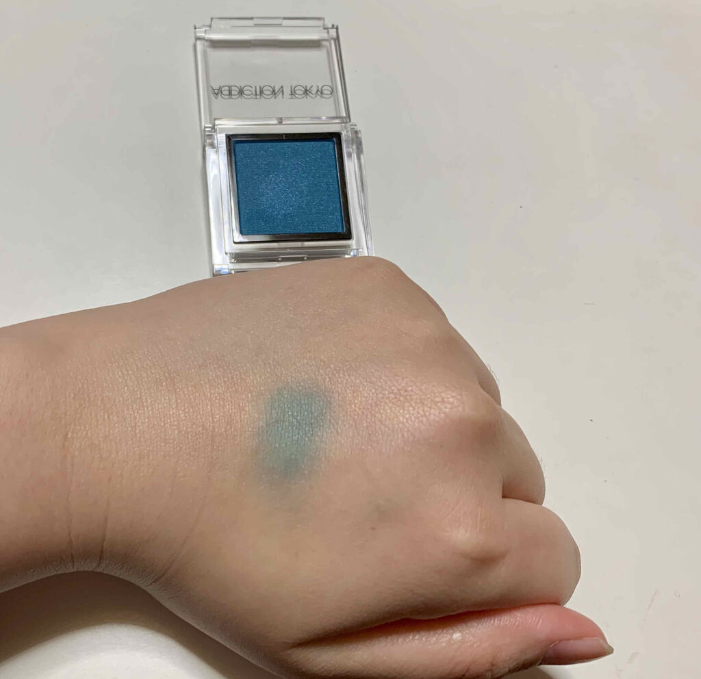 ザ アイシャドウ L 159 Vishnu Blue/ADDICTION/単色アイシャドウを使ったクチコミ（2枚目）