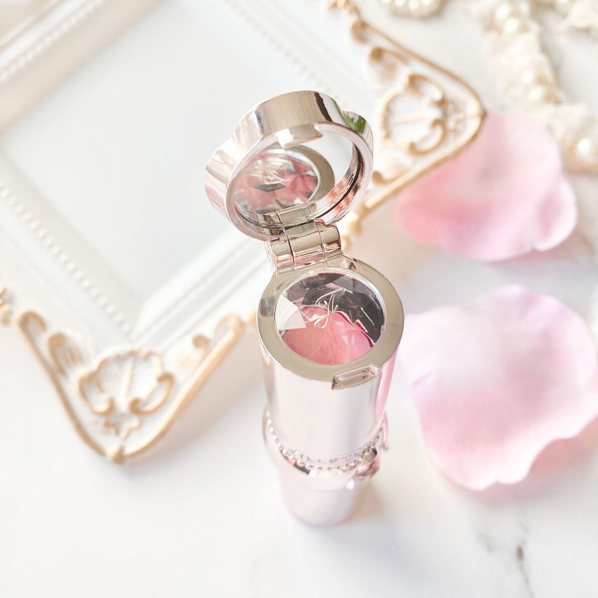 ジルスチュアート リップグロウ セラムバーム/JILL STUART/リップバームを使ったクチコミ(3枚目)