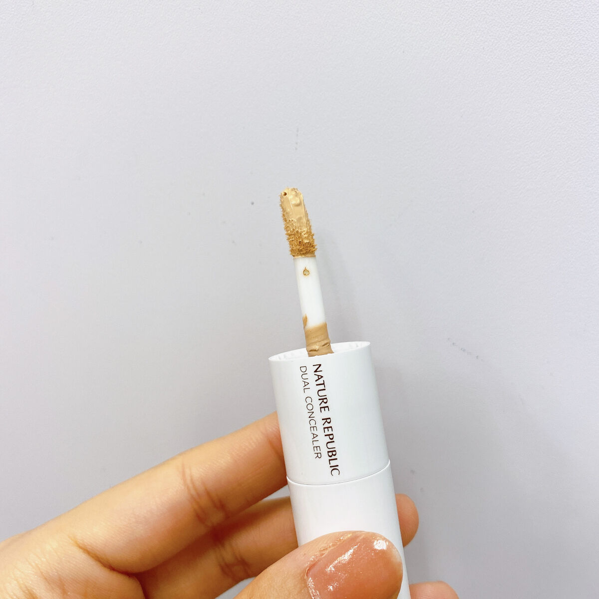 DUAL CONCEALER/ネイチャーリパブリック/スティックコンシーラーを使ったクチコミ（3枚目）