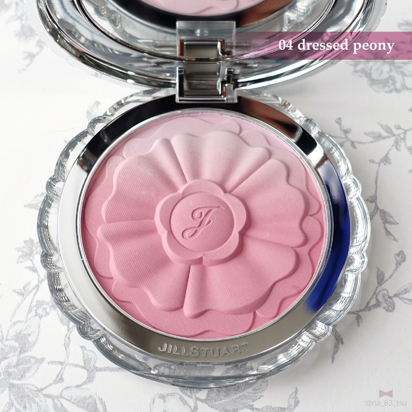 ジルスチュアート パステルペタル ブラッシュ/JILL STUART/パウダーチークを使ったクチコミ(2枚目)