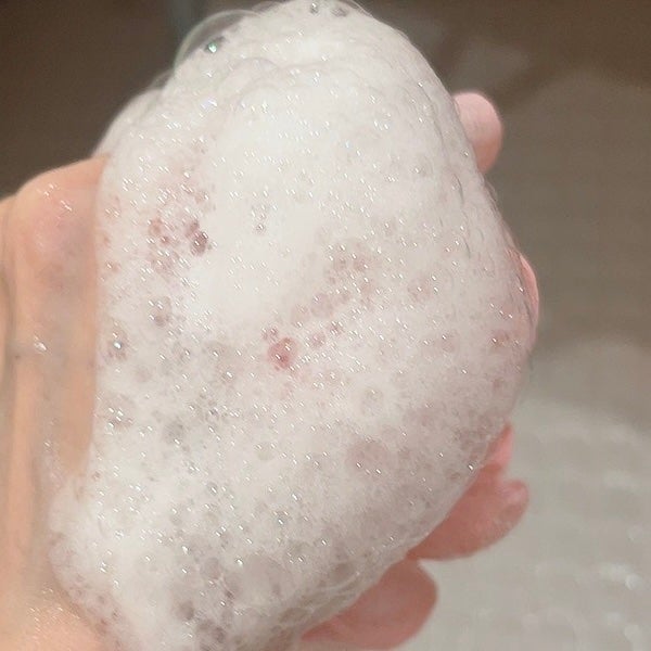 重曹つるつる石鹸/毛穴撫子/ボディ石鹸を使ったクチコミ(3枚目)