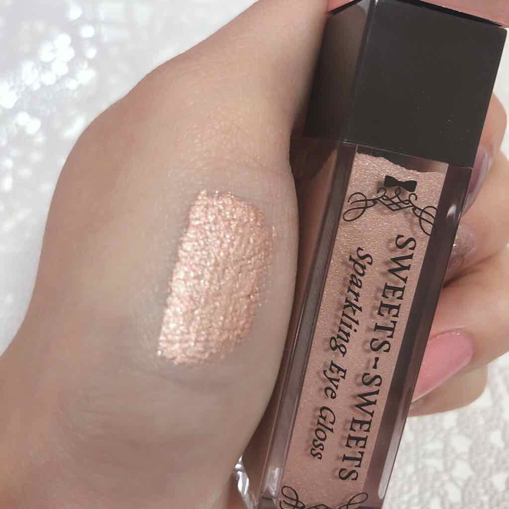 スパークリングアイグロス/スウィーツ スウィーツ/リキッドアイシャドウを使ったクチコミ（2枚目）