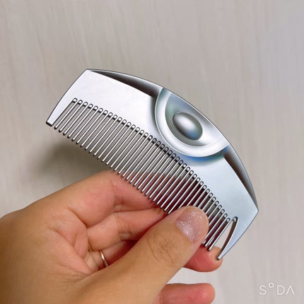 F ツキ シルバー / F TSUKI SILVER/LOVECHROME/ヘアコームを使ったクチコミ(1枚目)