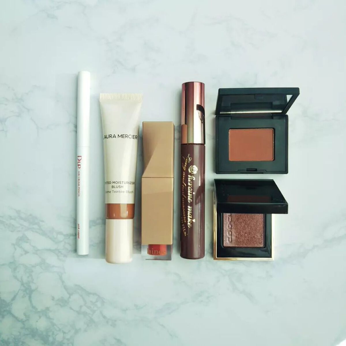 シングルアイシャドー 5320/NARS/単色アイシャドウを使ったクチコミ（1枚目）