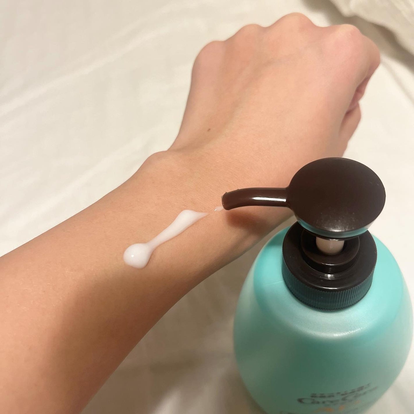 ケアセラ APフェイス&ボディ乳液/ケアセラ/ボディミルクを使ったクチコミ(2枚目)