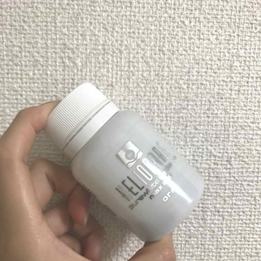 商品名：HELIOCARE pure white radiance max240

効果：日焼け止め

レビュー：外出をしない時、買い物程度の外出でら飲みませんが、一日中外に出かける際は飲むようにしてい