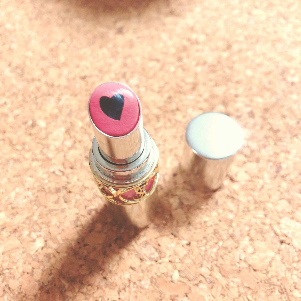 ヴォリュプテ プランプインカラー 1 マッド ヌード/YVES SAINT LAURENT BEAUTE/口紅を使ったクチコミ（2枚目）