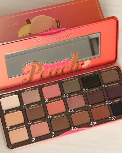 スイートピーチ アイシャドウ パレット/Too Faced/アイシャドウパレットを使ったクチコミ(2枚目)