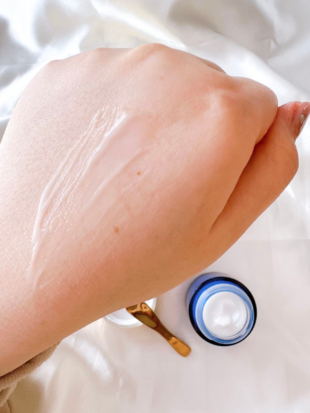 ラップリフトクリーム/ハーリス/フェイスクリームを使ったクチコミ(5枚目)