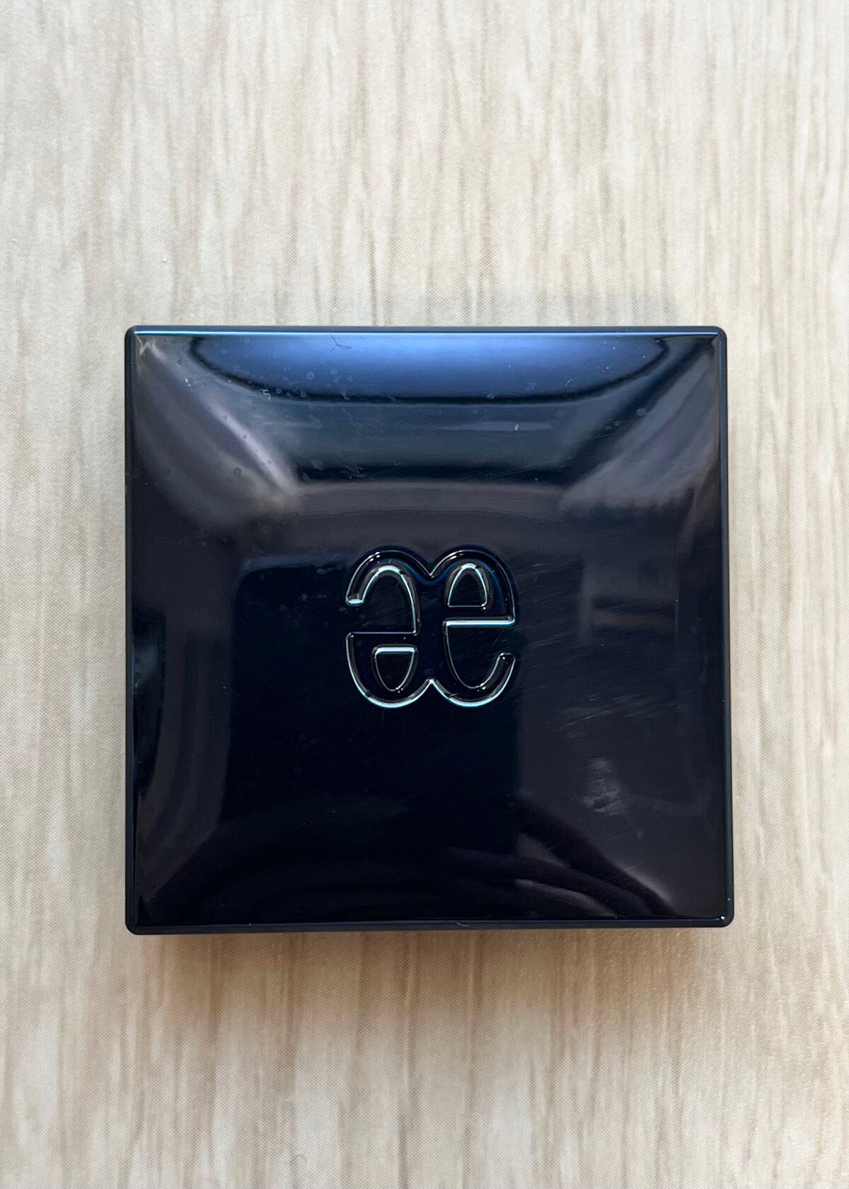 ラズル アイカラー/エレガンス ラズル /単色アイシャドウを使ったクチコミ(3枚目)