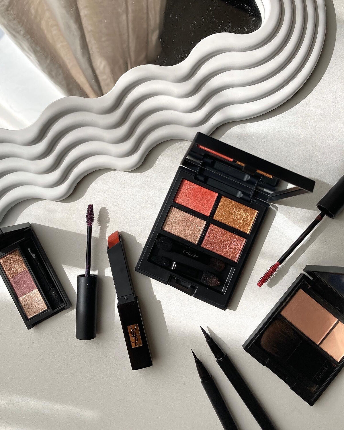 ルージュ ピュールクチュール ザ スリム ベルベットラディカル No.313 イレバレント シナモン/YVES SAINT LAURENT BEAUTE/口紅を使ったクチコミ（2枚目）