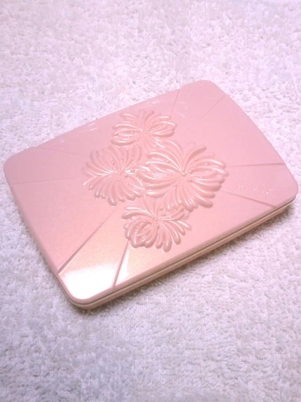 ヴェール ファンデーション/PAUL & JOE BEAUTE/パウダーファンデーションを使ったクチコミ(2枚目)