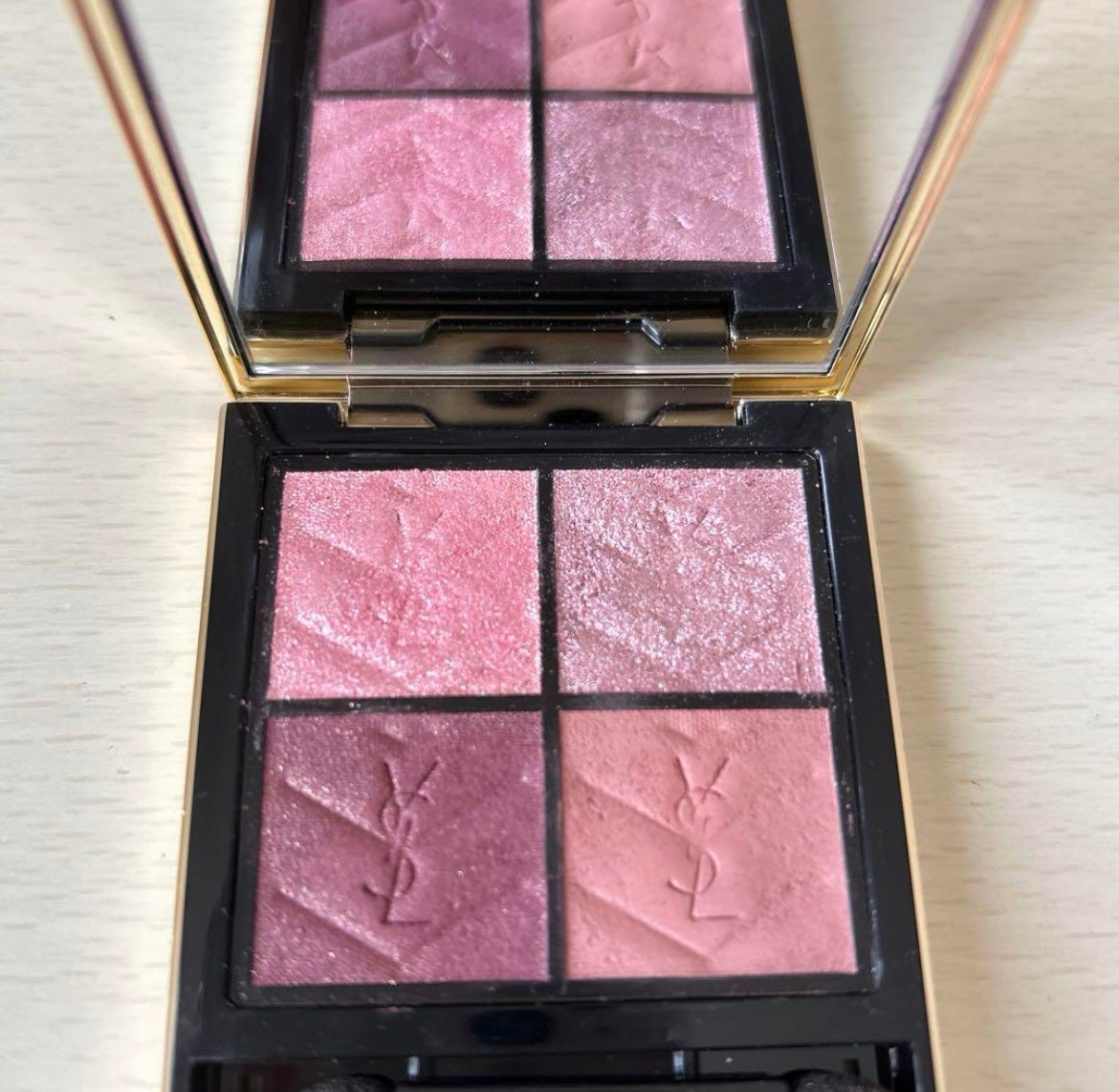 クチュール ミニ クラッチ/YVES SAINT LAURENT BEAUTE/アイシャドウパレットを使ったクチコミ(1枚目)