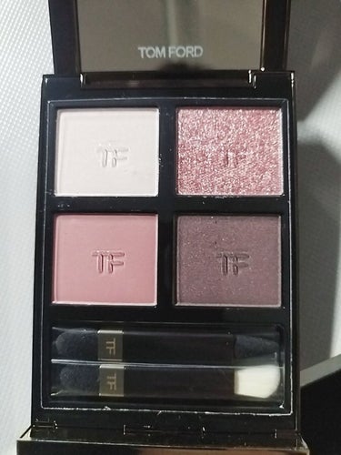 アイ カラー クォード/TOM FORD BEAUTY/アイシャドウパレットを使ったクチコミ（1枚目）