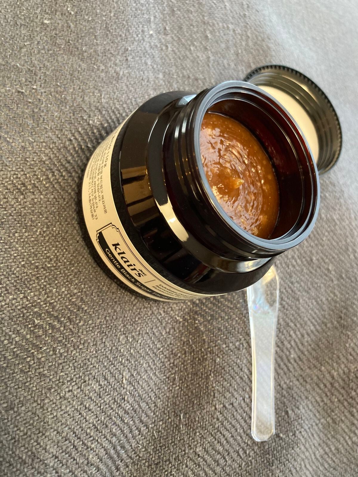 ジェントルブラックシュガーフェイシャルポリッシュ(110g)/Klairs/洗い流すパック・マスクを使ったクチコミ(2枚目)