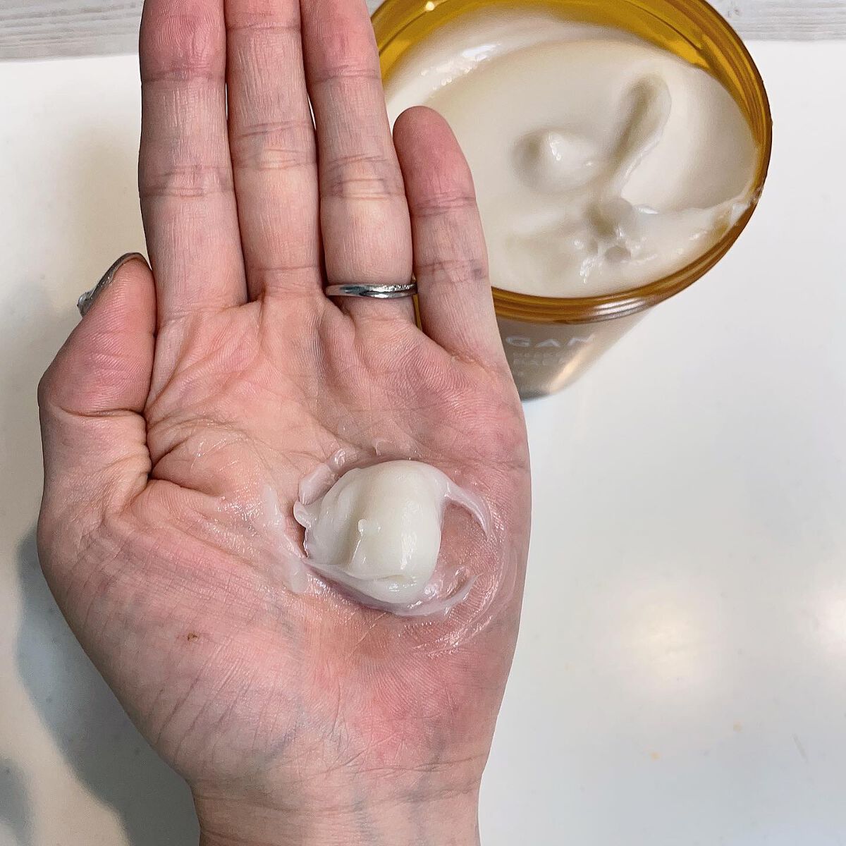 アルガンエッセンシャル ディープケアヘアパック/ネイチャーリパブリック/ヘアマスク・ヘアパックを使ったクチコミ（3枚目）