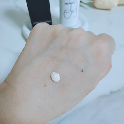 ライトリフレクティング トーンアップヴェール/NARS/化粧下地を使ったクチコミ(4枚目)