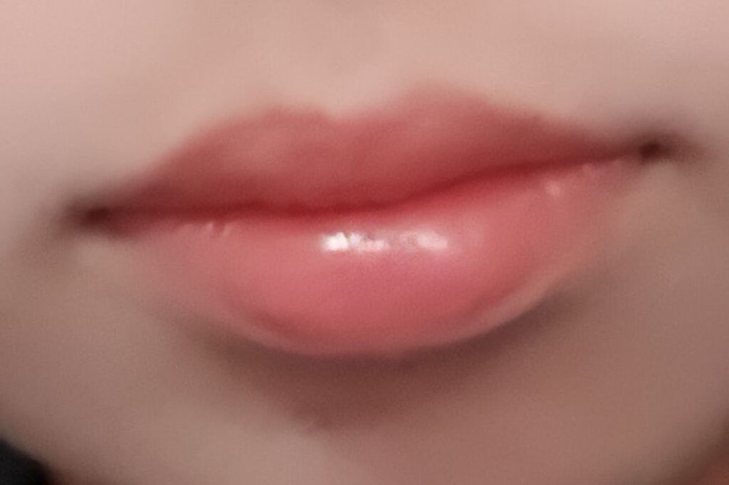 ウォータリーティントリップ/CEZANNE/リップティントを使ったクチコミ（2枚目）