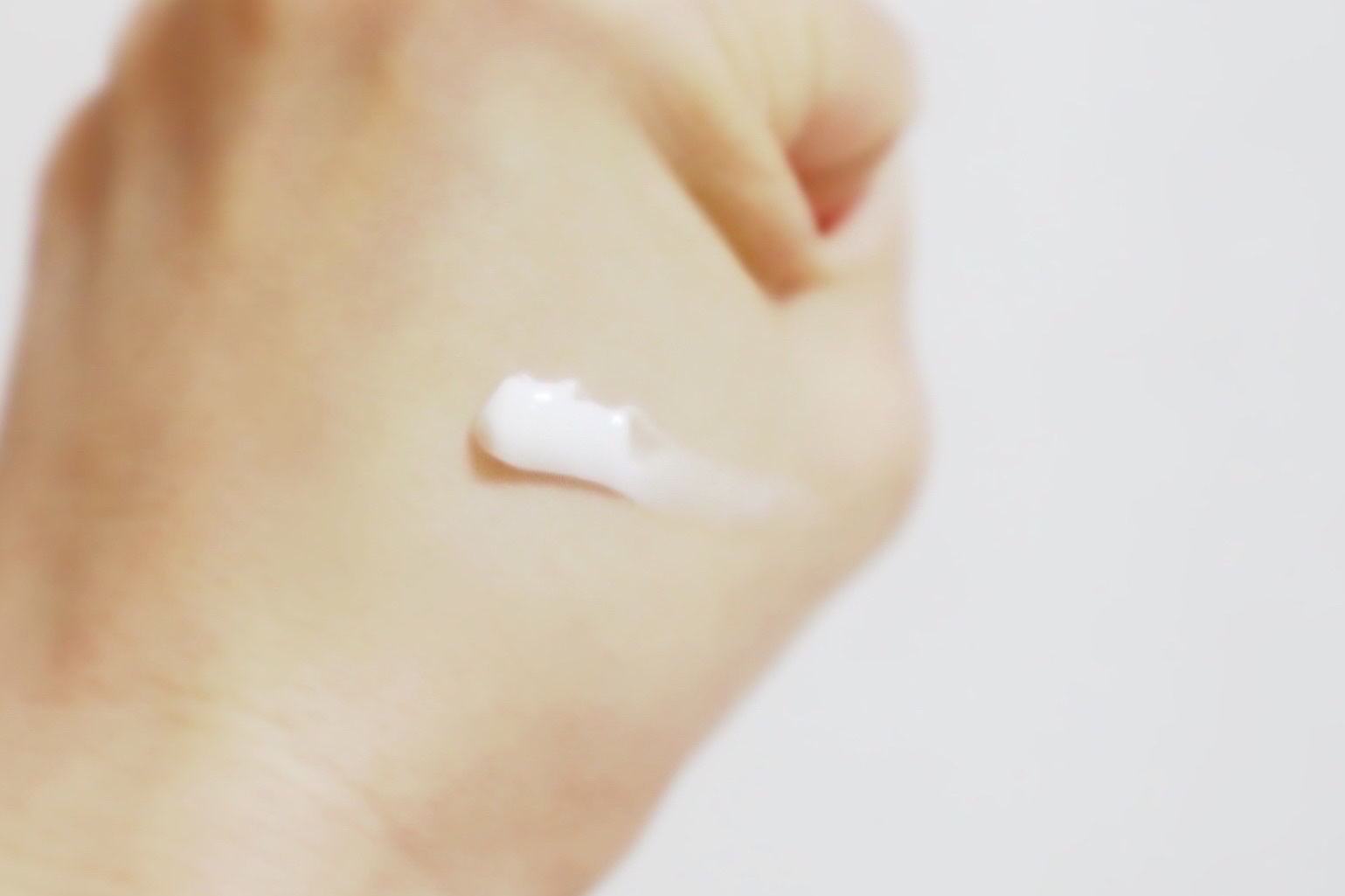 エクシア AL グランド エターナル ハンド/ALBION/ハンドクリームを使ったクチコミ（2枚目）