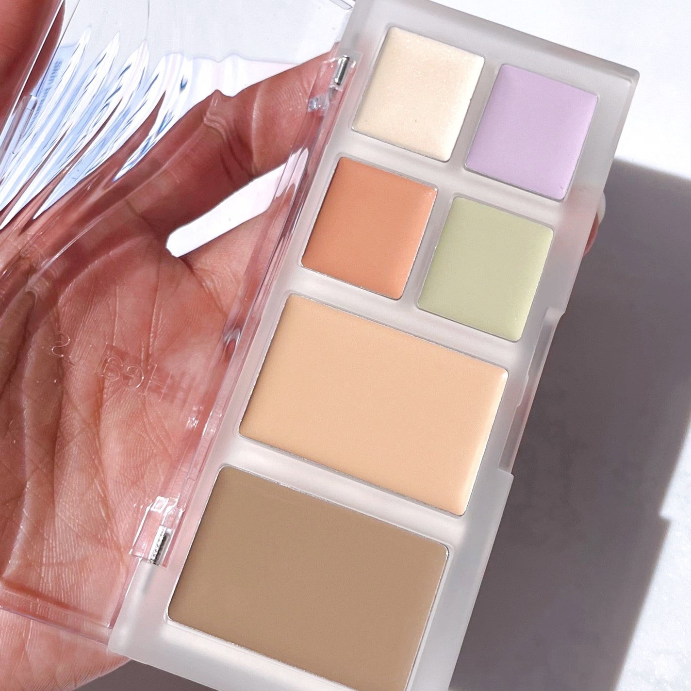 ブリージングコンシーラーパレット/Healus/パレットコンシーラーを使ったクチコミ(2枚目)