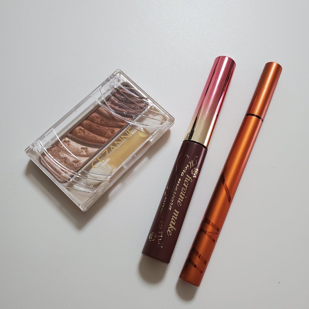 トーンアップアイシャドウ/CEZANNE/アイシャドウパレットを使ったクチコミ(2枚目)