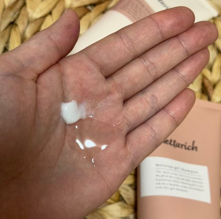 モイストアップ ジェル シャンプー/トリートメント/fuettarich (フエッタリッチ)/サロンシャンプーを使ったクチコミ(2枚目)