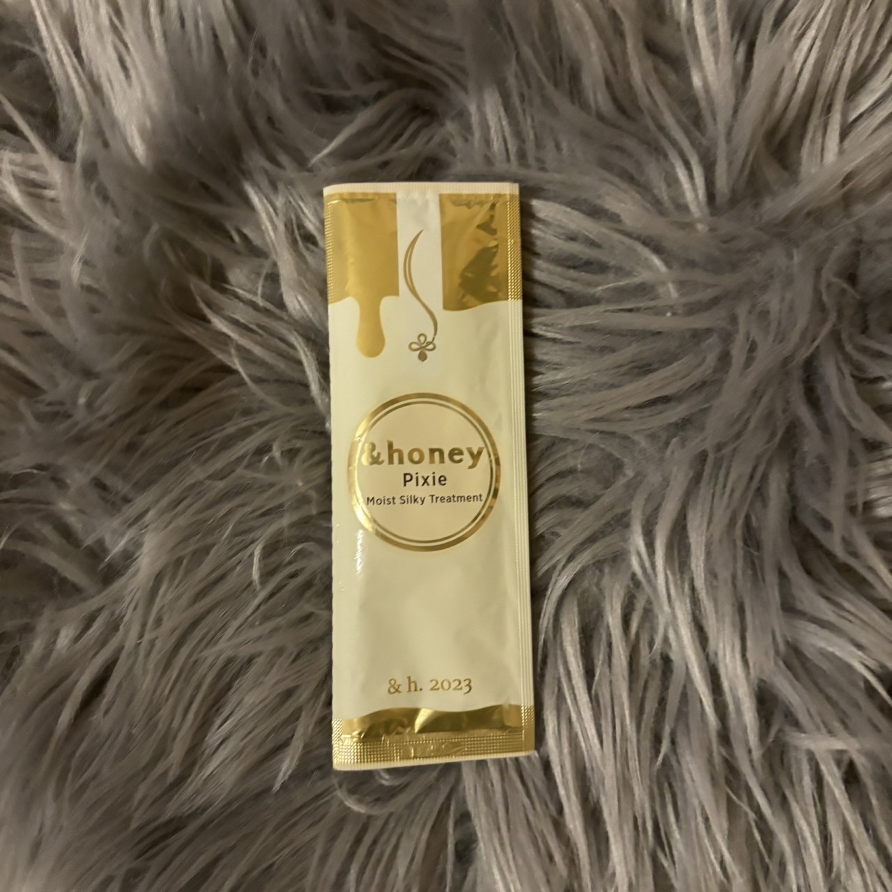 アンドハニー ピクシー モイストシルキー シャンプー1.0/ヘアトリートメント2.0 ヘアトリートメント本体 440g/&honey/市販シャンプーを使ったクチコミ（1枚目）