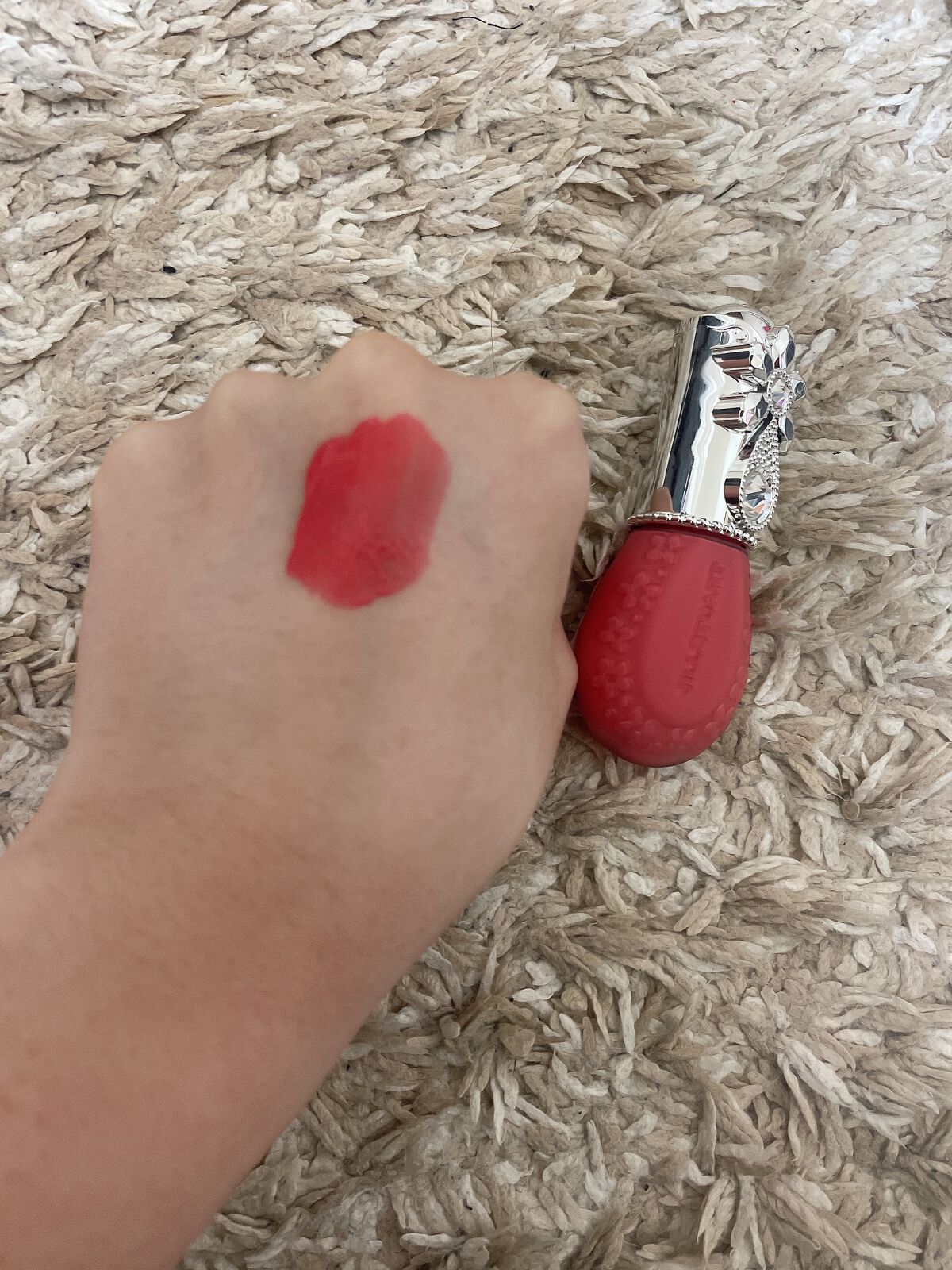 ジルスチュアート ブルームドロップ リップ＆チーク シフォン 01 kiss bloom/JILL STUART/リキッドチークを使ったクチコミ（2枚目）