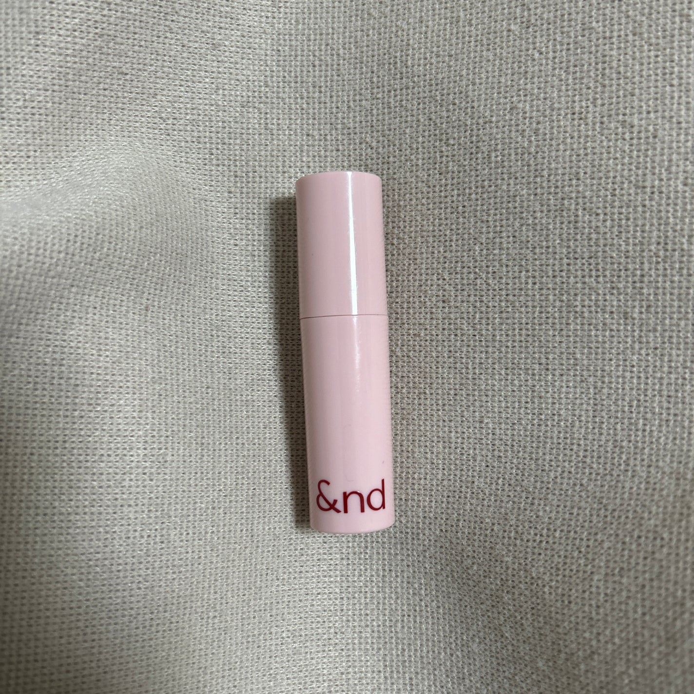 アンドバイロムアンド グラッシーボムティント/&nd by rom&nd/リップティントを使ったクチコミ(1枚目)